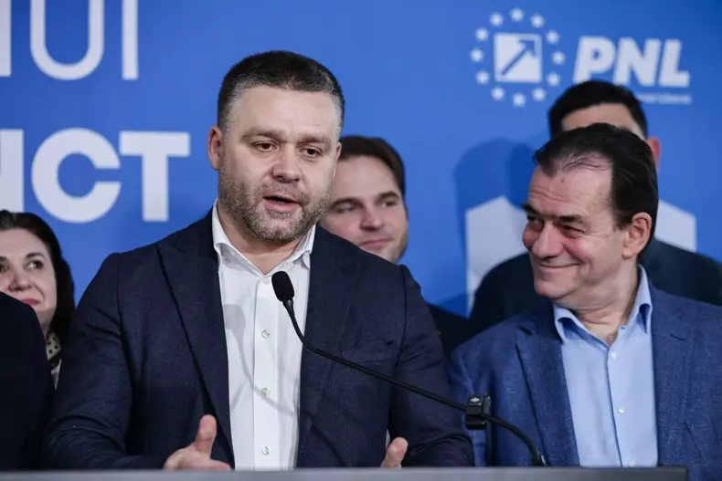 Ciprian Ciucu, prima reacție după ce a câștigat Primăria București, conform exit-poll-urilor „Proiectul vieții mele. I-am promis lui Ilie Bolojan că nu îl fac de râs”- (10)