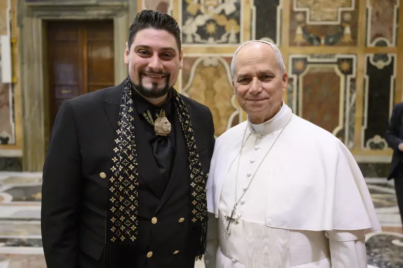 tenorul alin stoica la vatican (1)