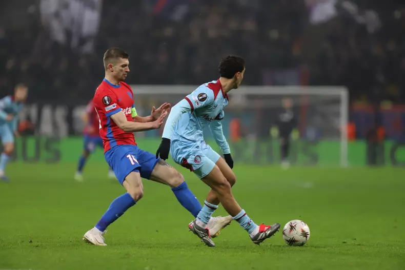 WhatsApp Image 2025-12-11 at 22.16.32