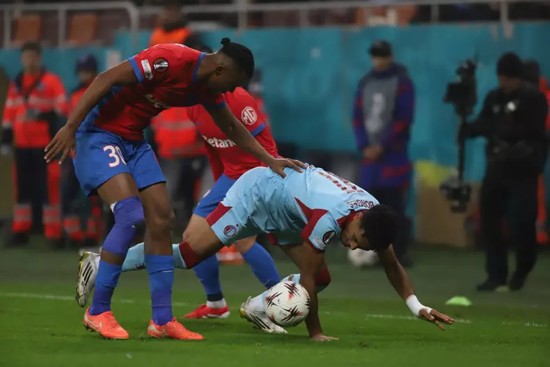 WhatsApp Image 2025-12-11 at 23.32.24