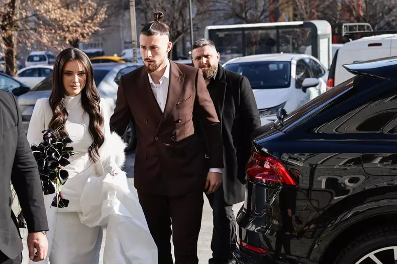 Radu Drăgușin s-a căsătorit civil cu Ioana Stan FOTO: Vlad Chirea