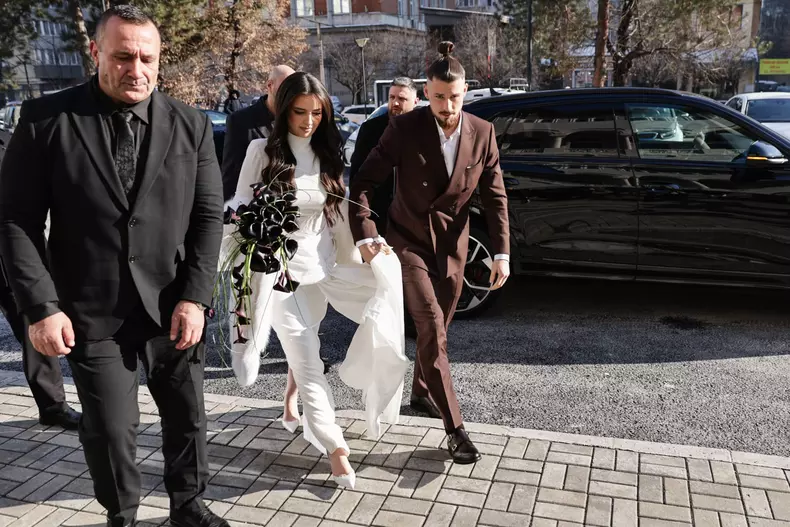 Radu Drăgușin s-a căsătorit civil cu Ioana Stan FOTO: Vlad Chirea