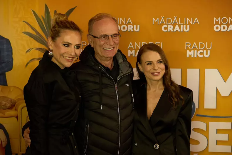 Adina Buzatu, Toni Grecu și Cătălina Grama Premiera 6 INIMI, 3 GREȘELI by Teatrul Maidan FOTO Alin Mihalache (32)