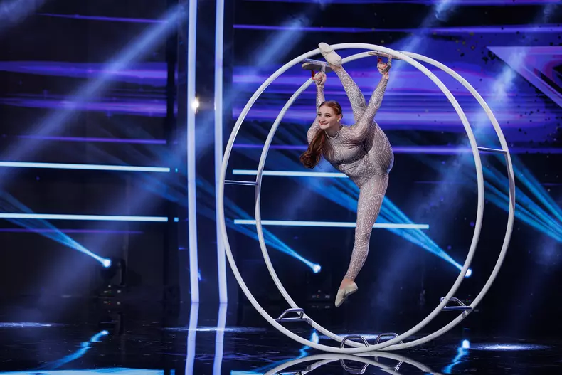 Karina Peisker romanii au talent (2)