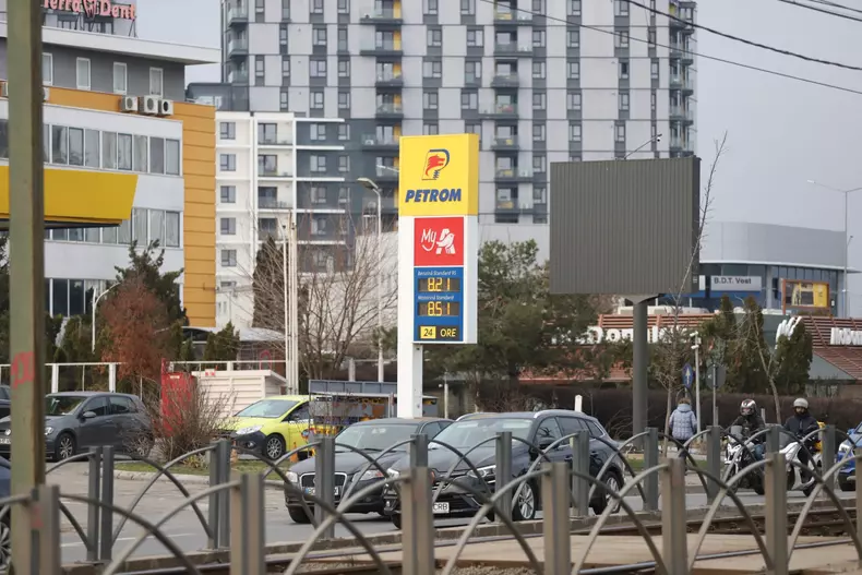 pret-petrom-5-martie-