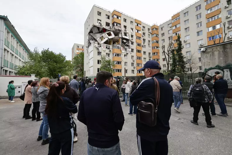 522067bc-a285-4af0-80d2-ea134083a9e4