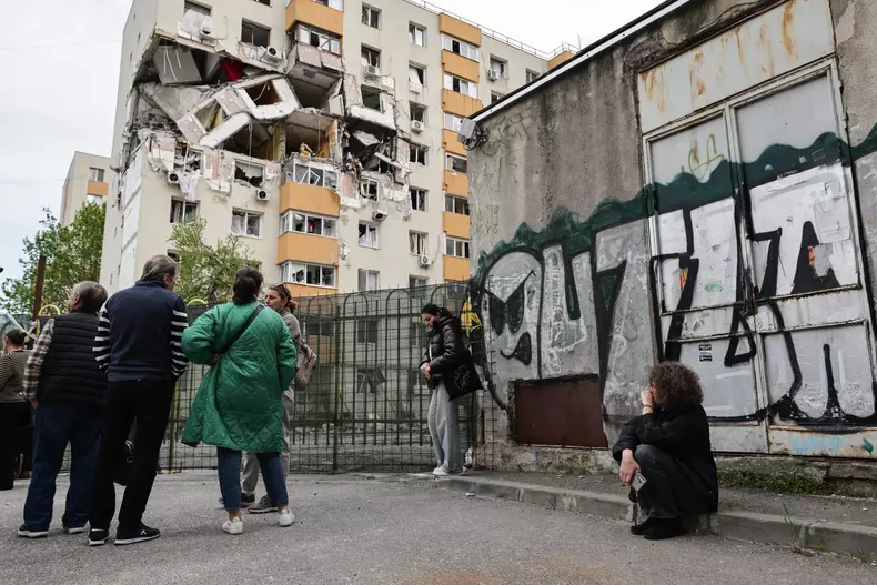 8c78c1f8-8908-4862-aafb-7425637fbc9d