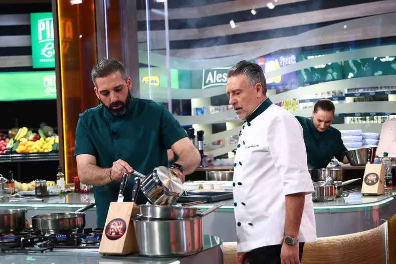 A saptea confruntare_4 (1)