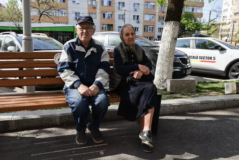 ac1ef629-1e93-439c-98f6-1eb674ad07ae