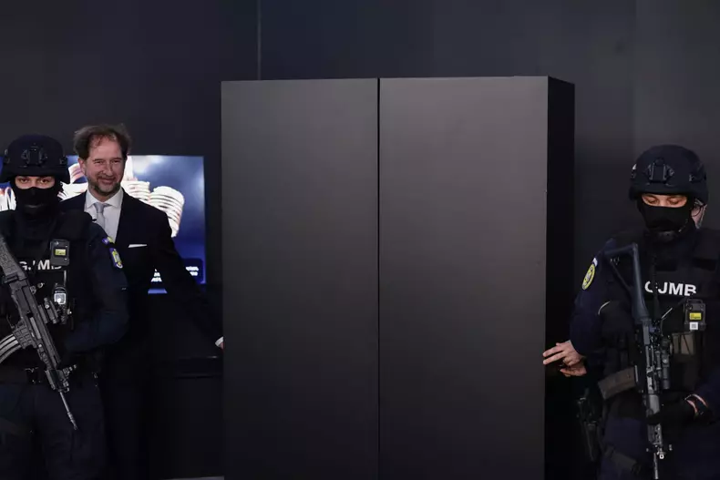 coif-dacic-bratari-dacice-aduse-romania-21-aprilie-2026 (2)