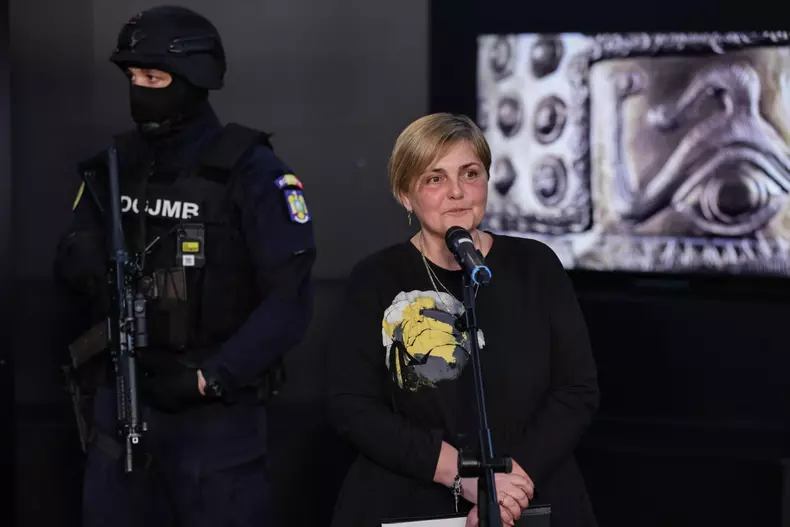 coif-dacic-bratari-dacice-aduse-romania-21-aprilie-2026 (3)