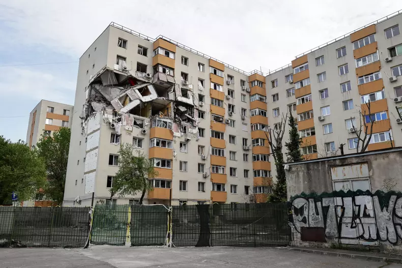 dc3bad4a-0943-417f-bd7e-4ac822073541