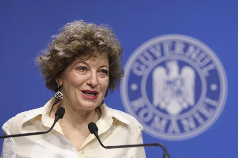 INSTANT_VICEPREMIER_OANA_GHORGHIU_04_INQUAM_Photos_Octav_Ganea