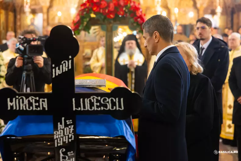 slujba de inmormantare a lui Mircea Lucescu. Foto - Basilica (1)