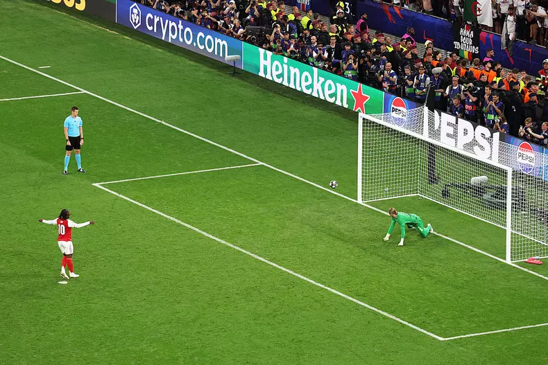 Paris Saint-Germain v Arsenal FC - UEFA Champions League Final 2026