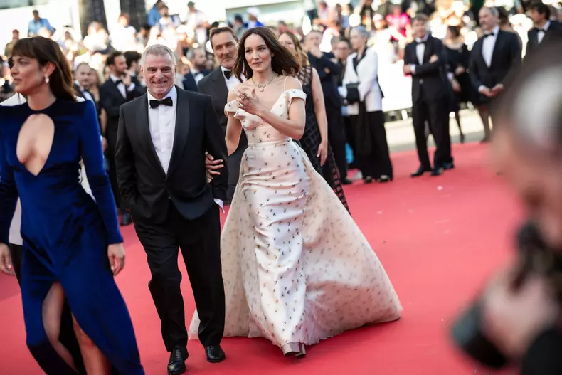 M - Montée des marches du film « La « vénus électrique » pour la cérémonie d'ouverture du 79ème Festival International du Film de Cannes