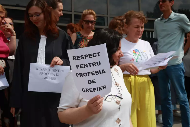 Proteste instanțe 4 iunie (7)