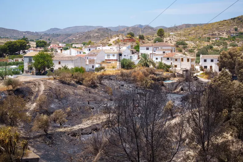 Residents Of BéDar Are Returning To Their Homes After The Fire In Los Gallardos Was Brought Under Control