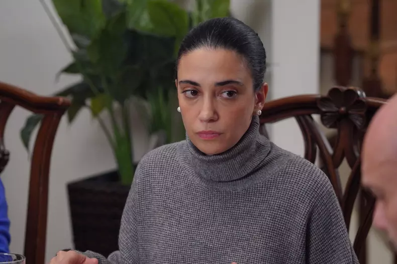 actrita Ceren Karakoc seriale turcia (5)