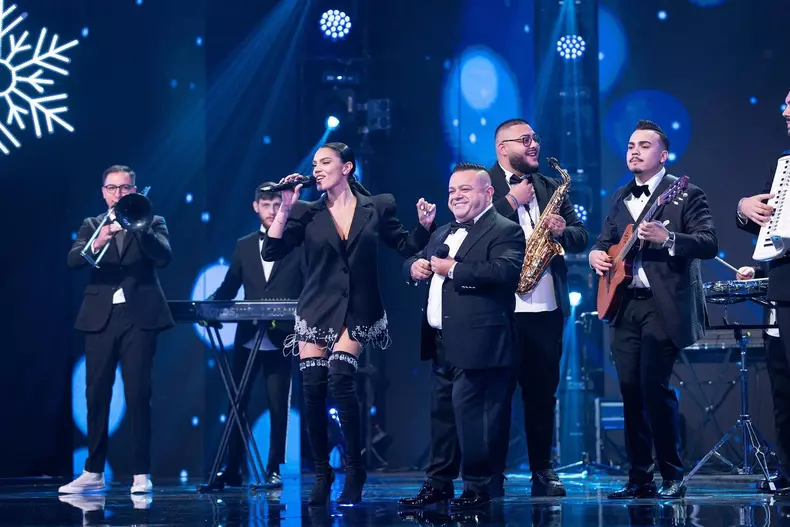 adrian minune si karmen (4)