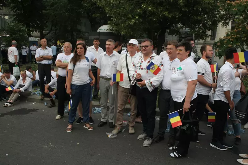 miting piata victoriei adi manolache (4)