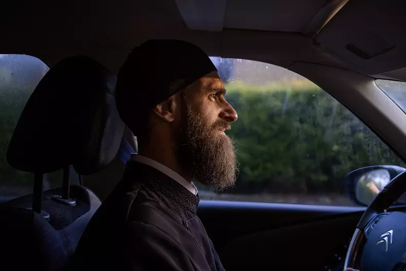 03_2023-05-21-05-44-47-S-2