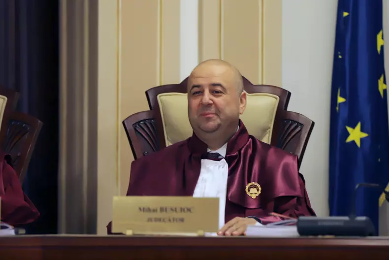 Imagine cu judecătorii CCR în noua componență, după ce Simina Tănăsescu a devenit președinta Curții. Foto: Dumitru Angelescu / Libertatea