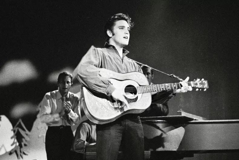 Elvis Presley în septembrie 1956. Foto: Profimedia