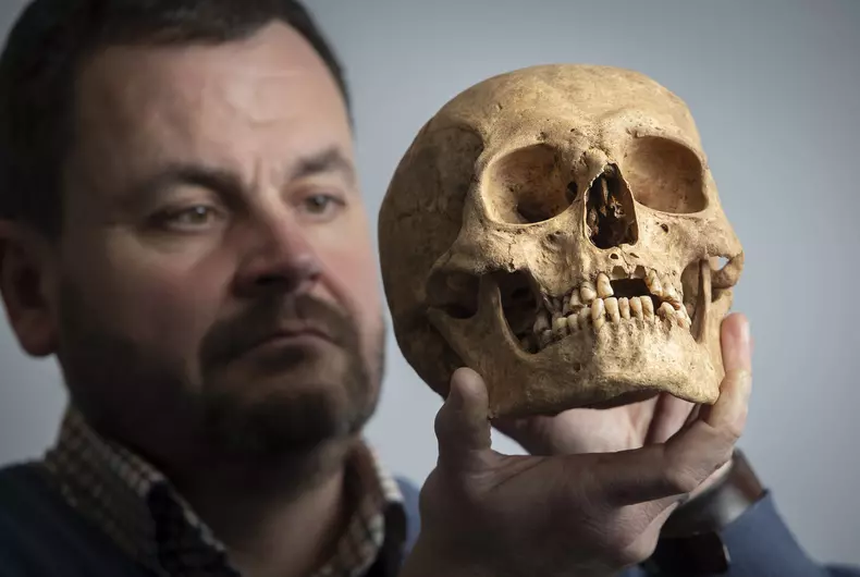 Anglo-Saxon cemetery items