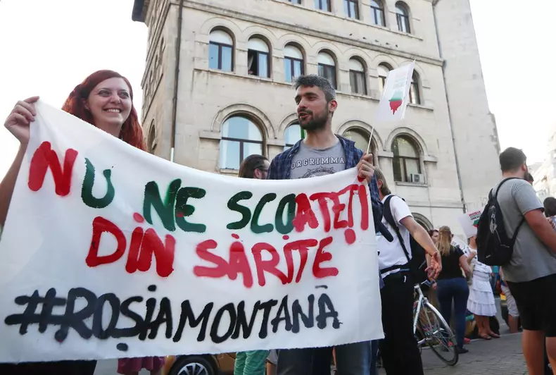 protest rosia montana vlad chirea (3)