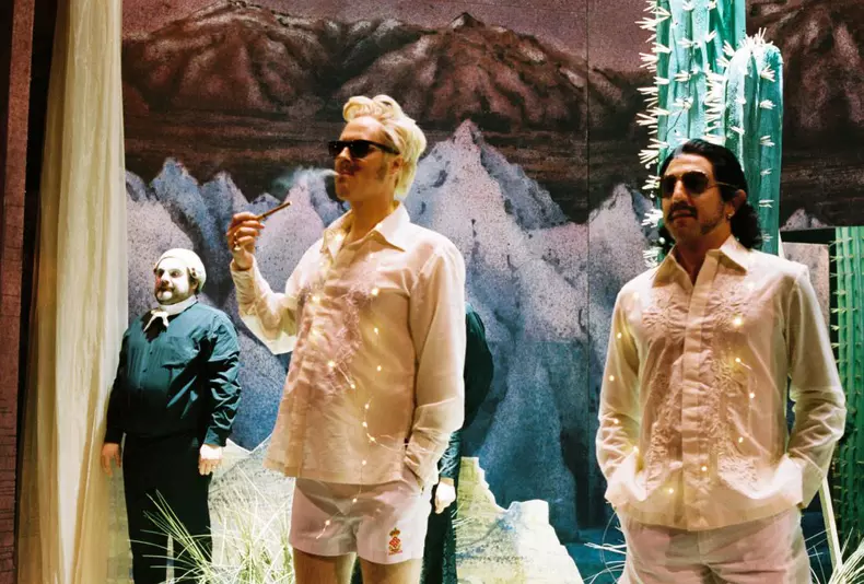 cosi-fan-tutte_2016_foto-christian-friedlander_11 (1)