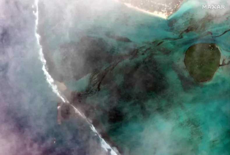 Insulele Mauritius, in pragul unui dezastru ecologic. Foto: EPA