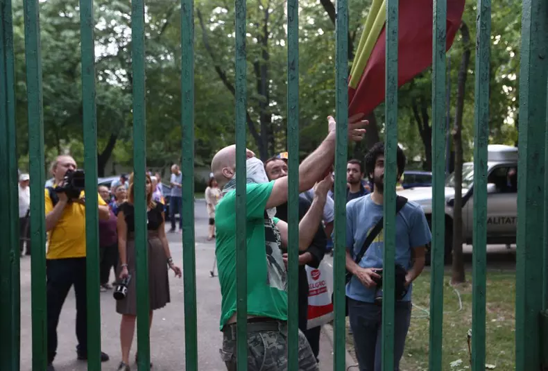 protestatari sediul psd (2)