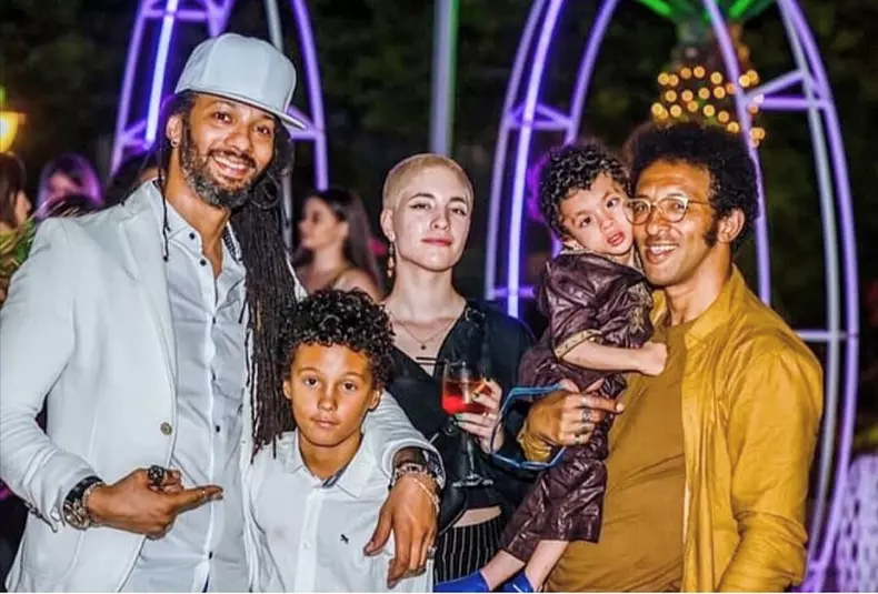 fiul-lui-kamara-operat-a-saptea-oara-3