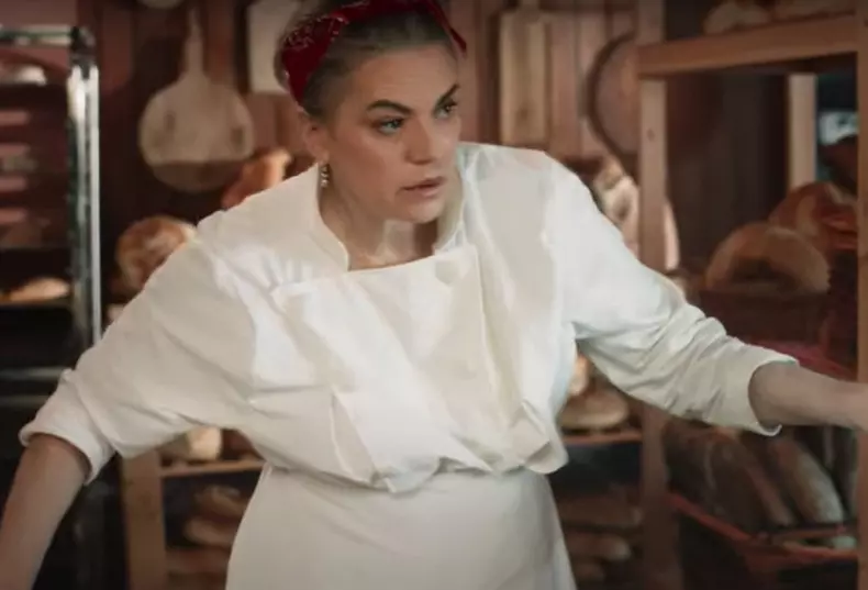 maia-morgenstern-actrita-in-videoclip-4