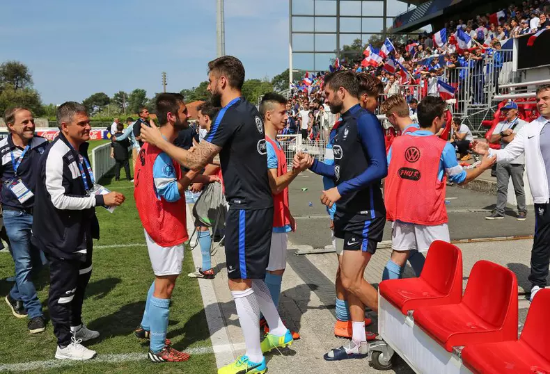 160521185811_fin-de-match-giroud