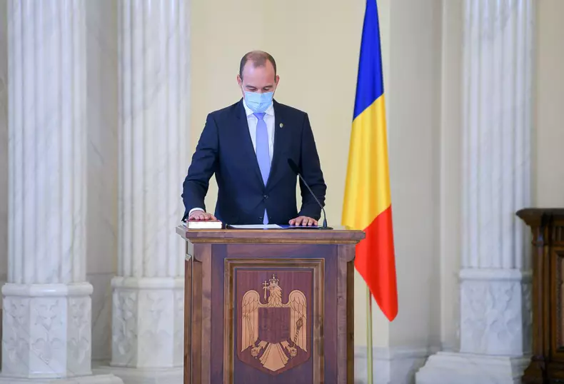 dan-valceanu-juramant-cotroceni-klaus-iohannis-0