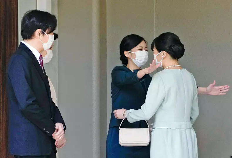 Princess Mako married her boyfriend Kei Komuro