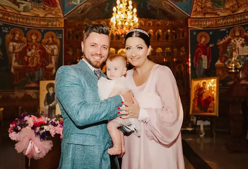 gabriela-cristea-tavi-clonda-fetite-5