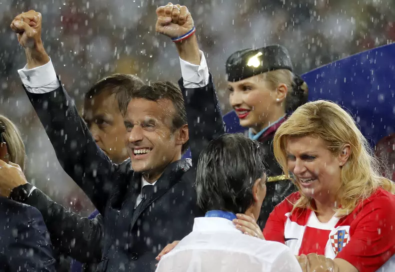 Cum a celebrat preşedintele francez Emmanuel Macron victoria Franței