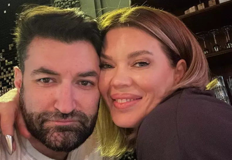 Smiley și Gina Pistol