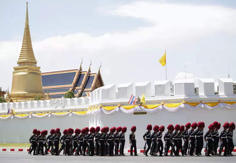 Maha Vajiralongkorn a fost încoronat rege al Thailandei