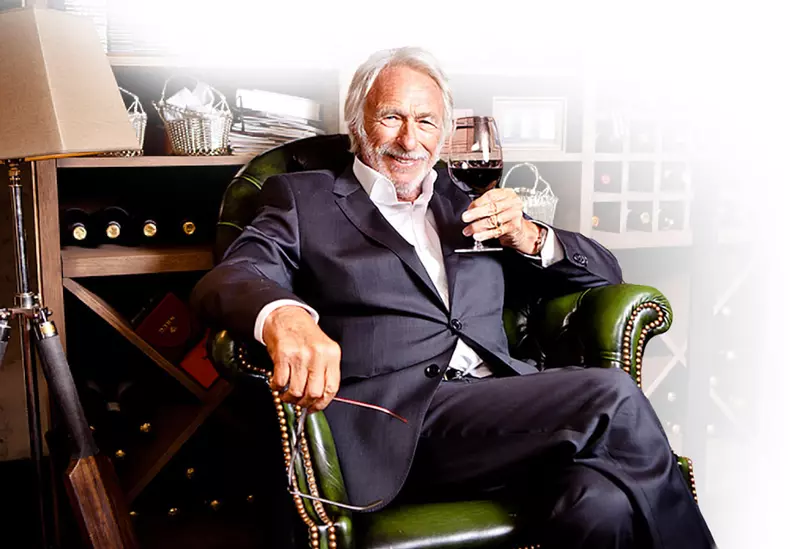 4 vins-pierre-richard-fond-interview