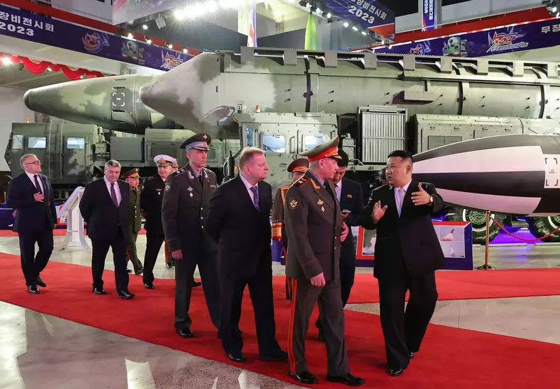 Russian Defence Minister Shoigu in North Korea