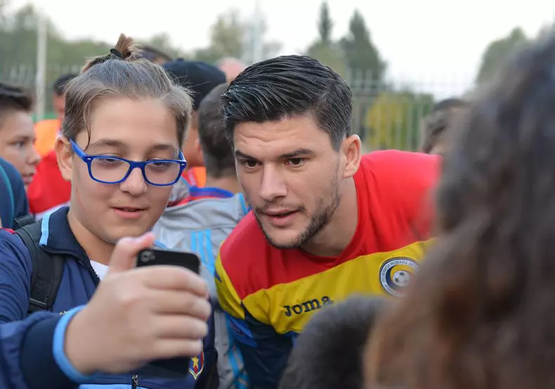 14494602_659621670882113_7109864767769734424_n