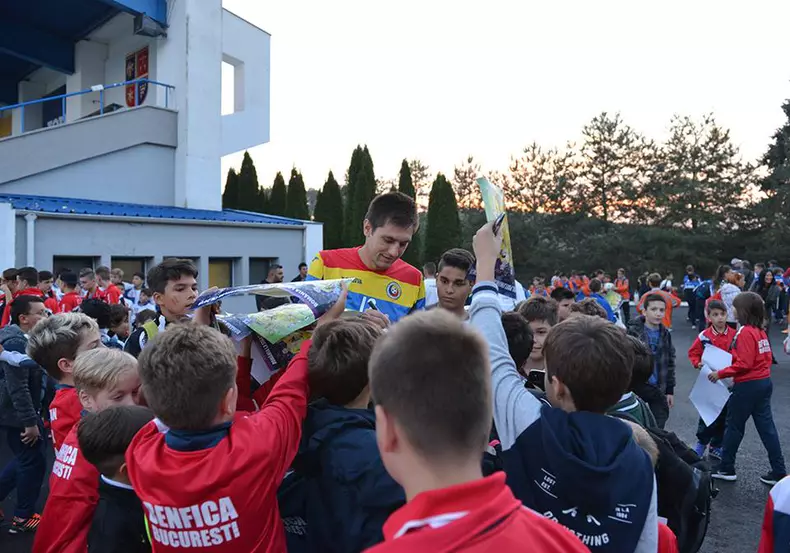 14591658_659621754215438_6156471878806547875_n