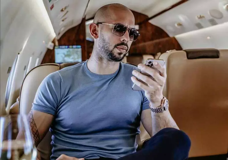 cobra-si-tristan-tate-1