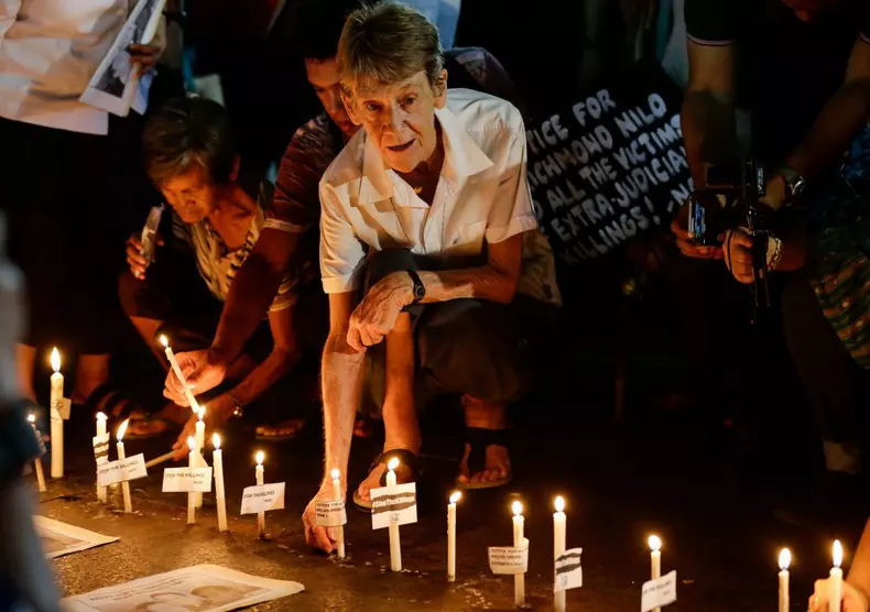 Australian nun Patricia Fox attends protest against killings in Manila