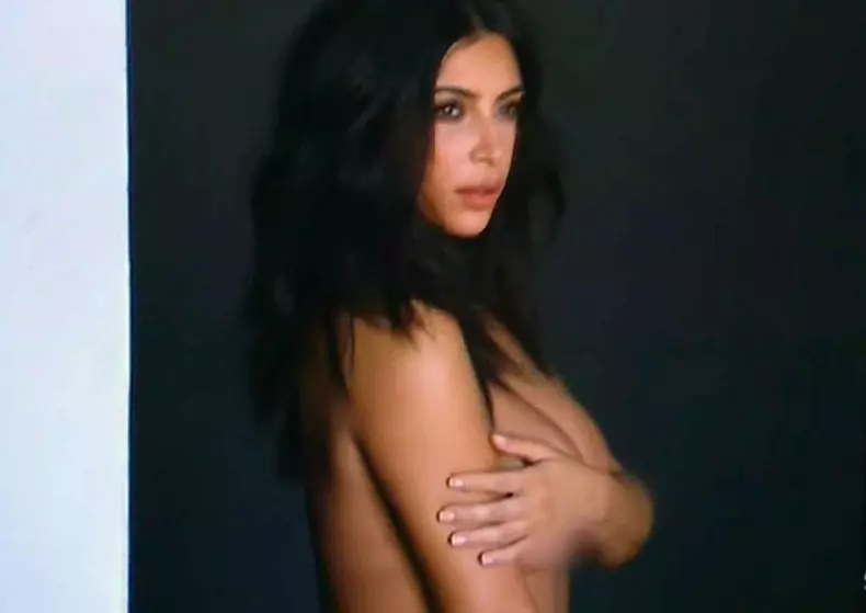 Kim_Kardashian_goala_northfoto_5.jpg