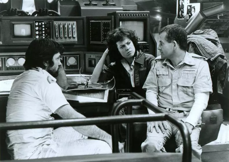 Tom Skerritt, Sigourney Weaver și Ian Holm